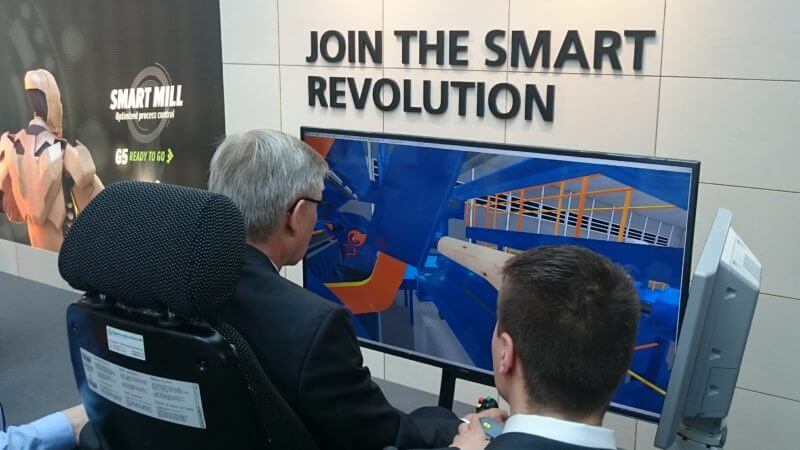 Raute veneer digital twin simulator in use at LIGNA 2017 by Mevea.